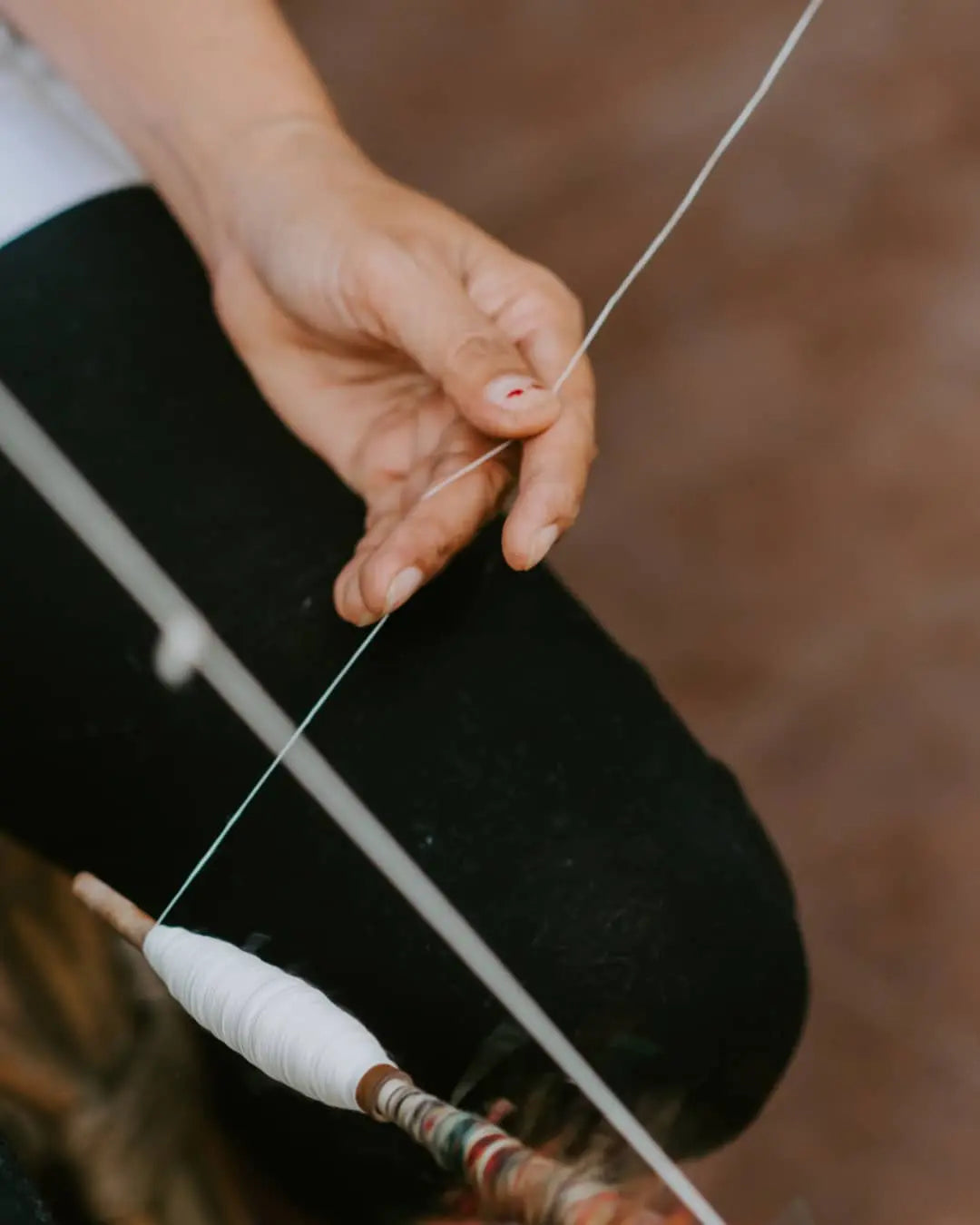 hand-weaving flax canvas for plant-based shoes